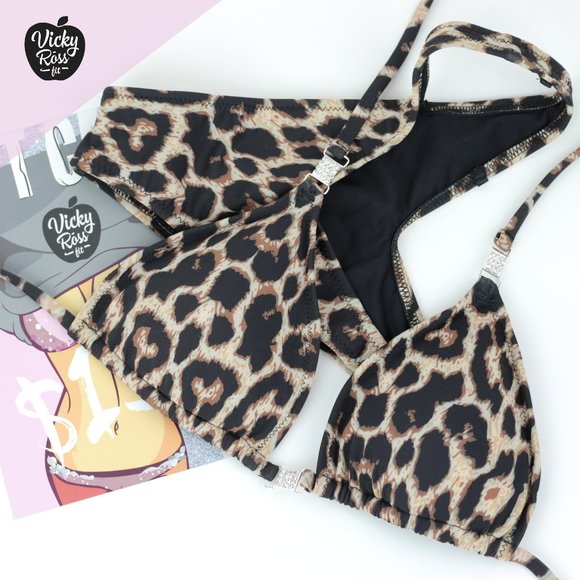 Trending Leopard Figure Competition Suit